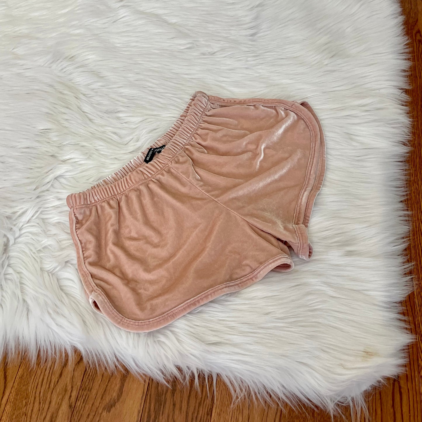brandy melville pink lisette velour shorts