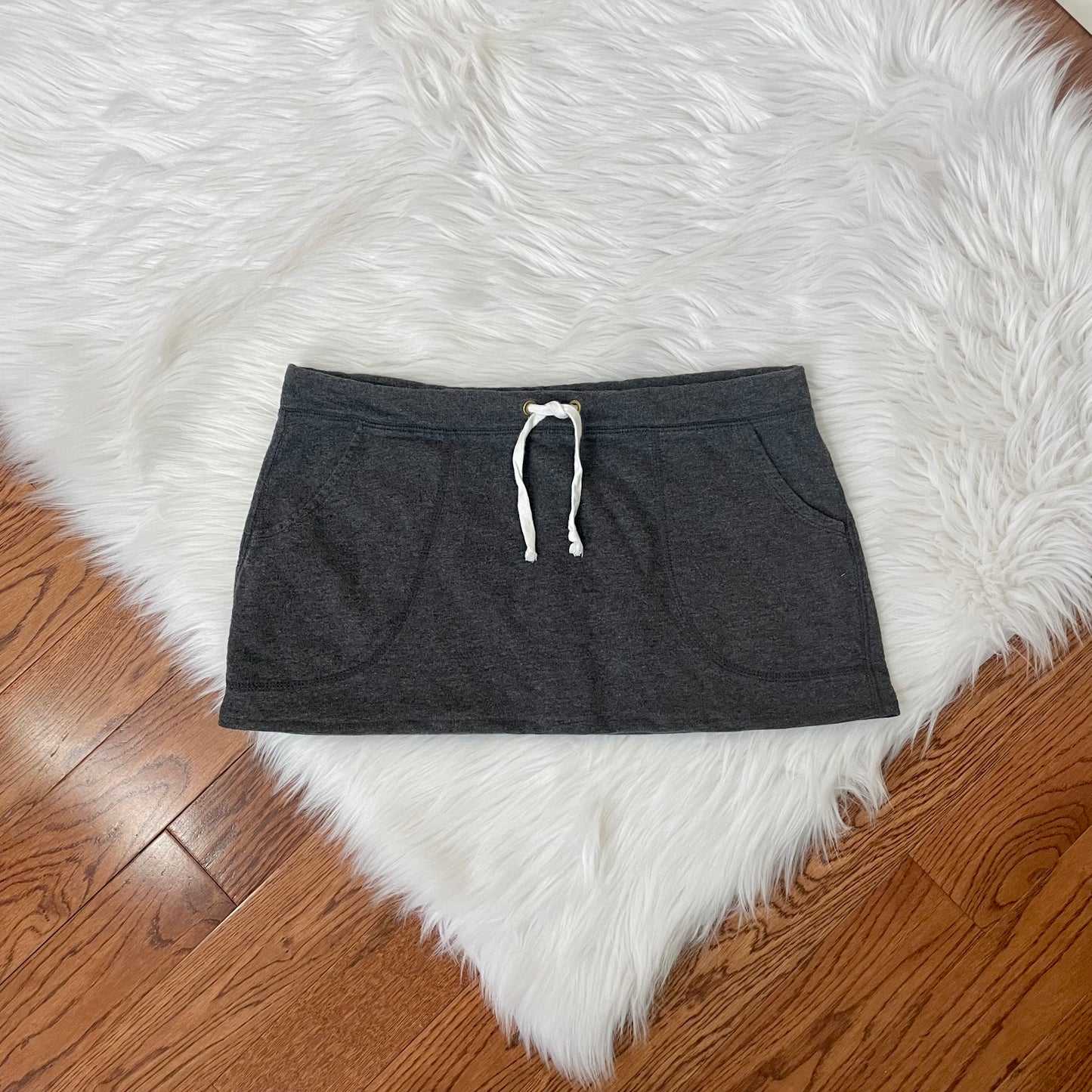 #newitem gap gray athletic mini skirt S