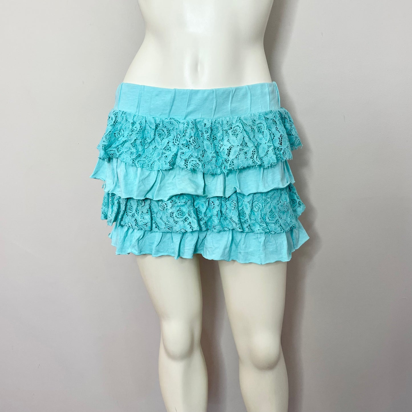 bershka mint green ruffle mini skirt M