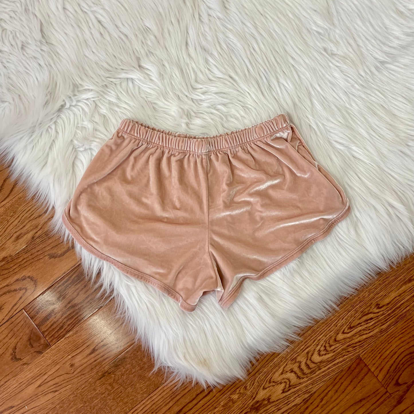 brandy melville pink lisette velour shorts