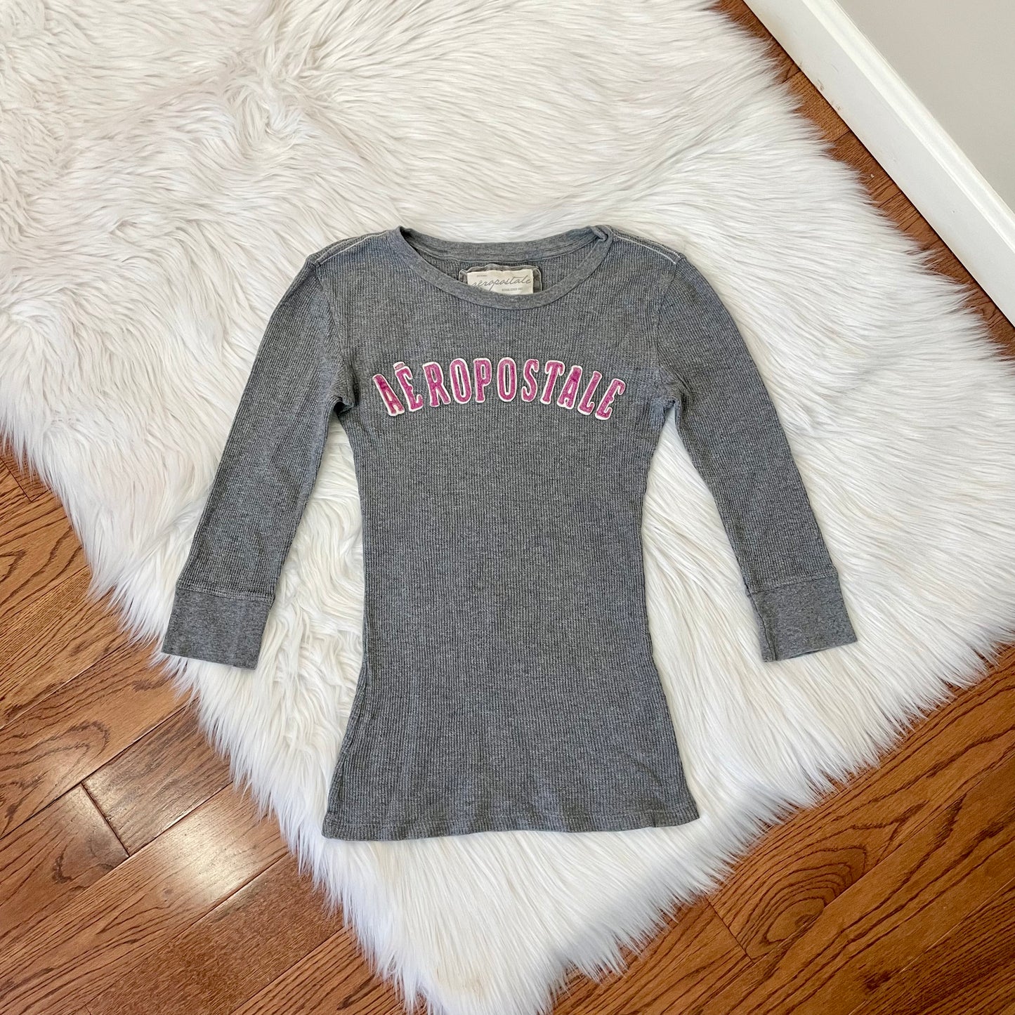 aeropostale gray logo fitted top S