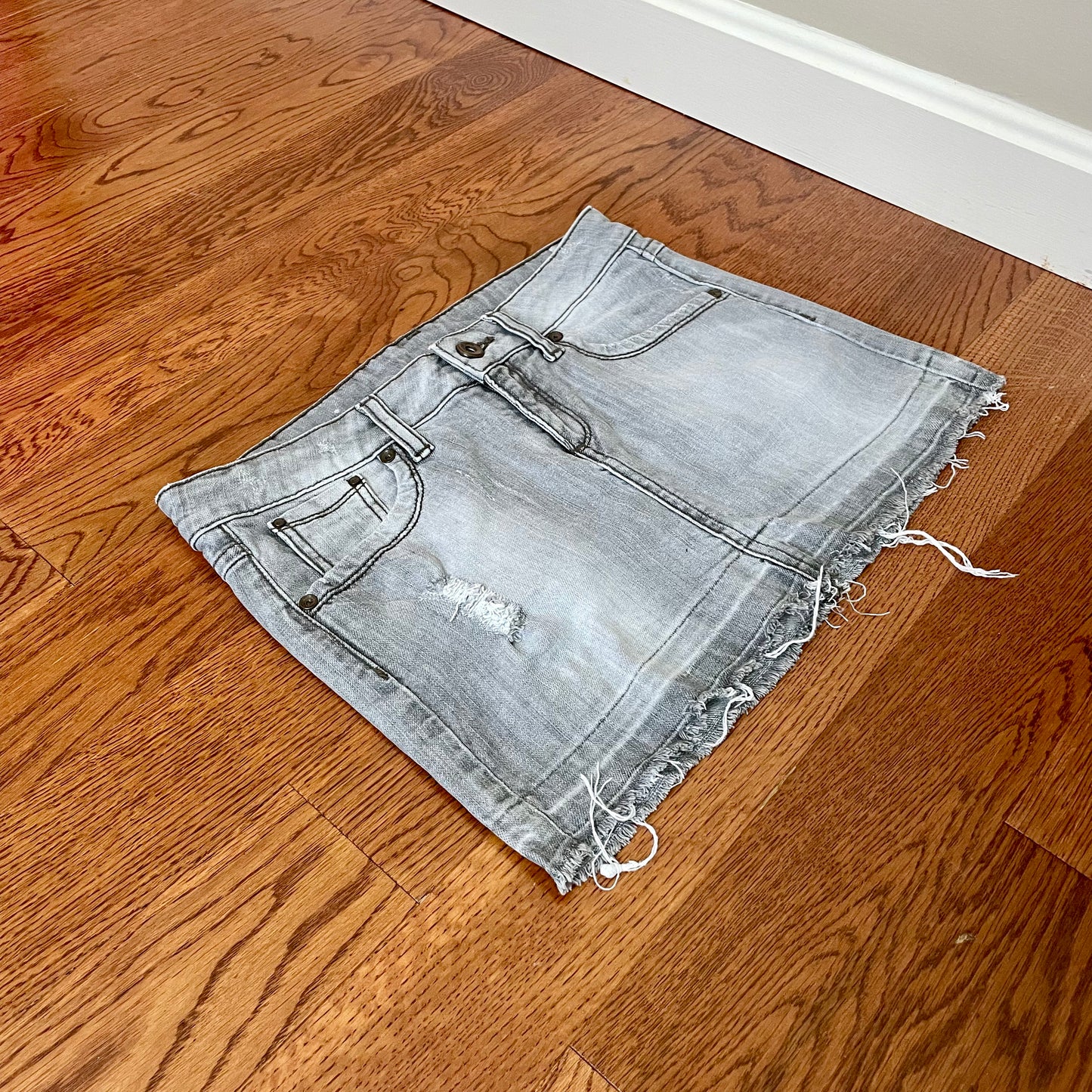 mango gray mini jean skirt 2