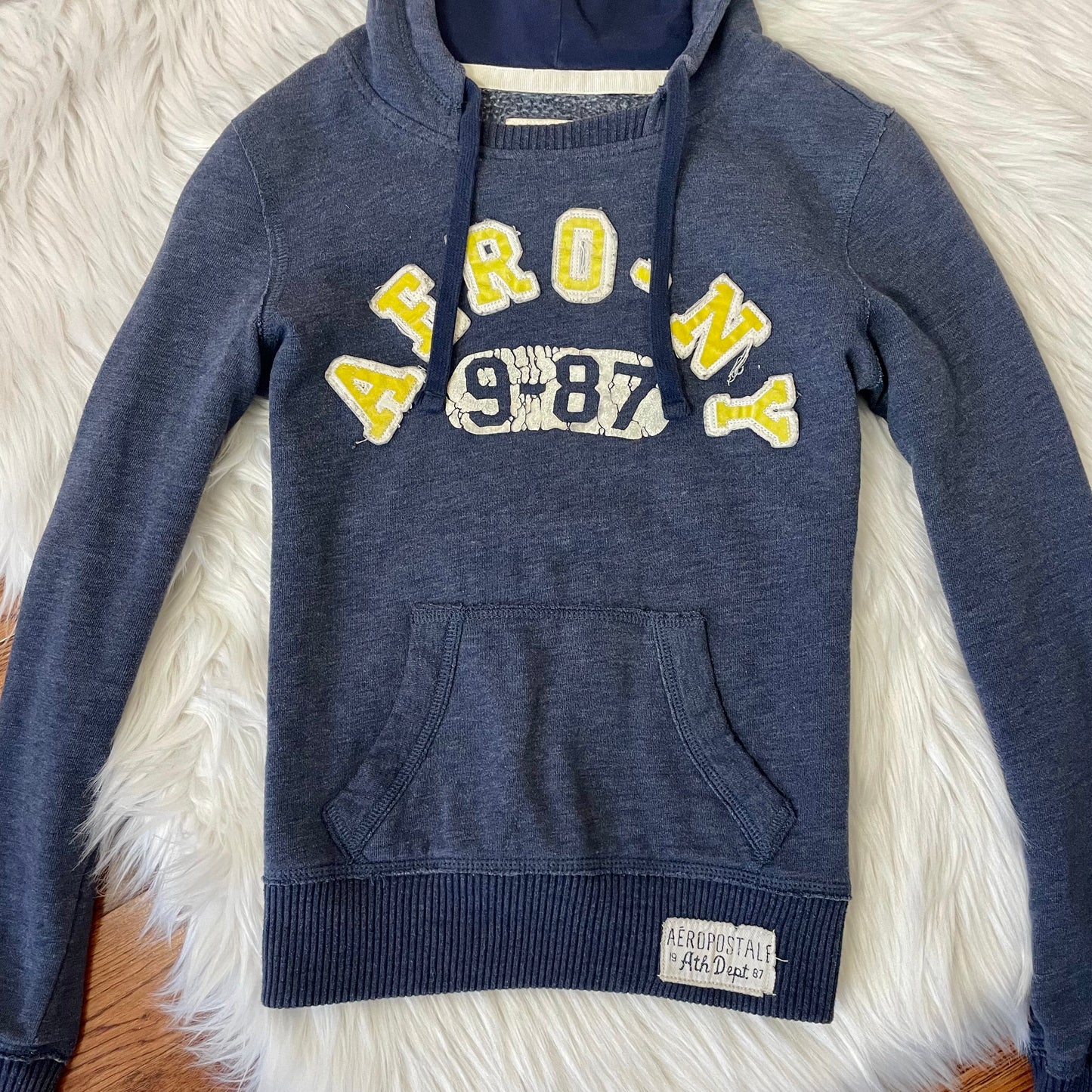 aeropostale navy sporty hoodie XS