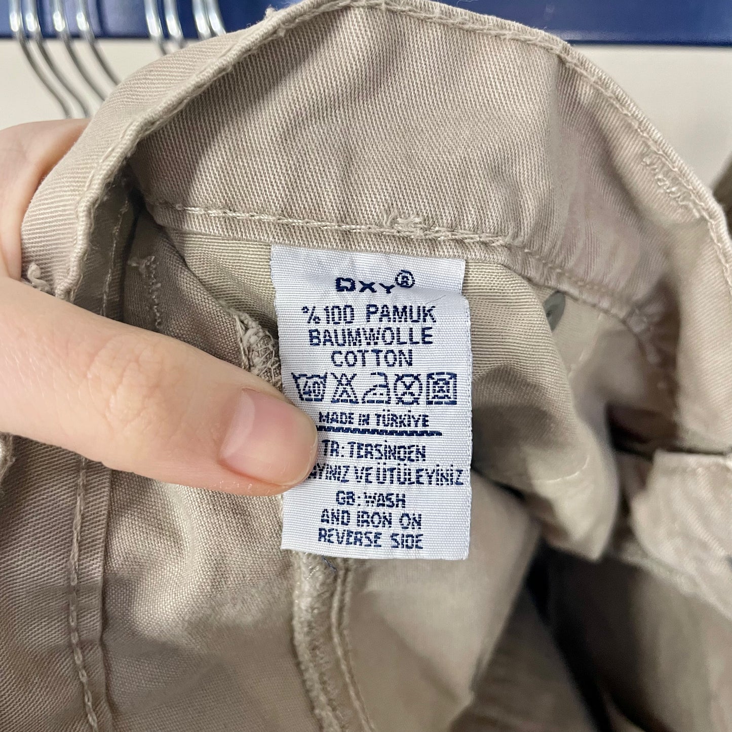 oxy tan cargo pants 27”