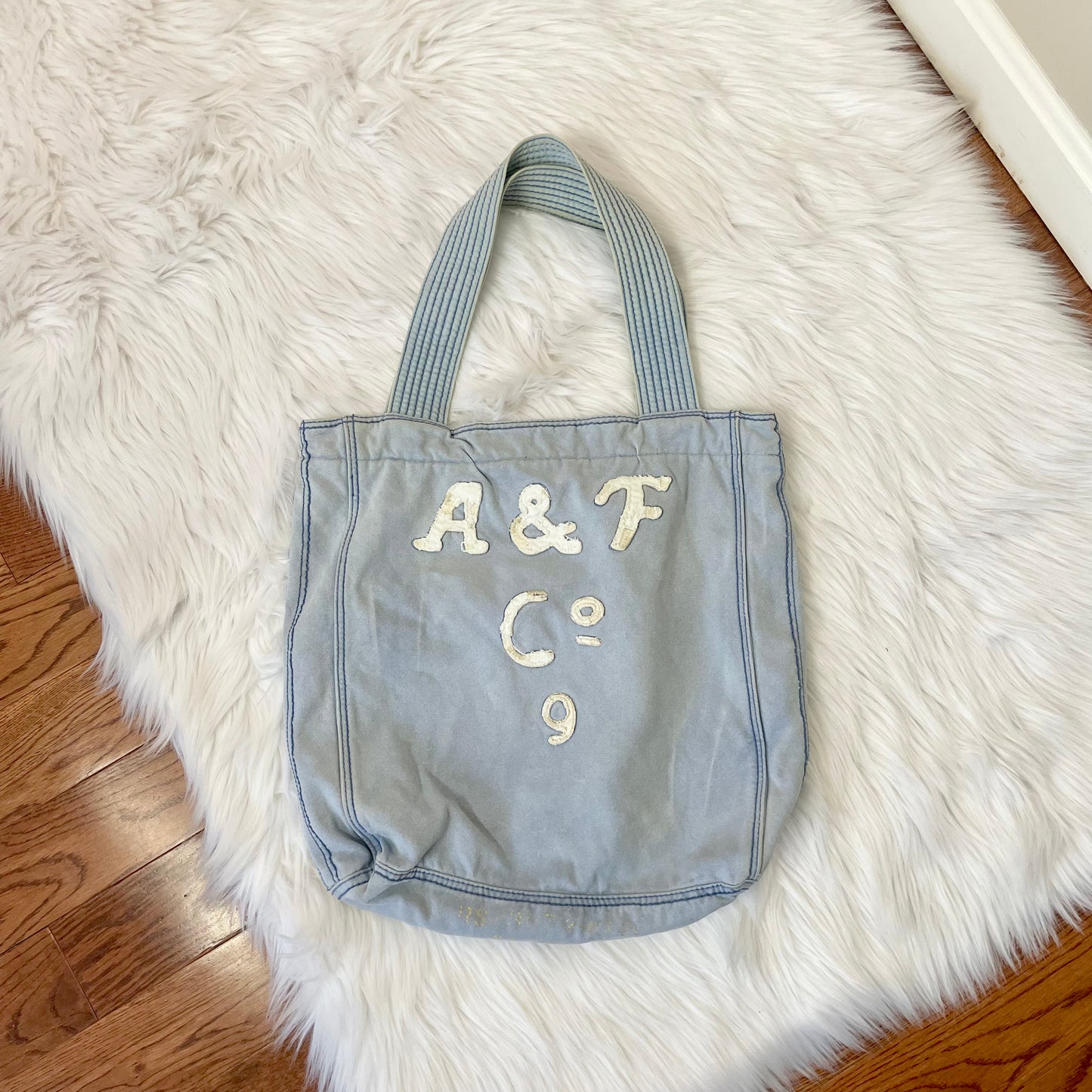 abercrombie blue large tote bag