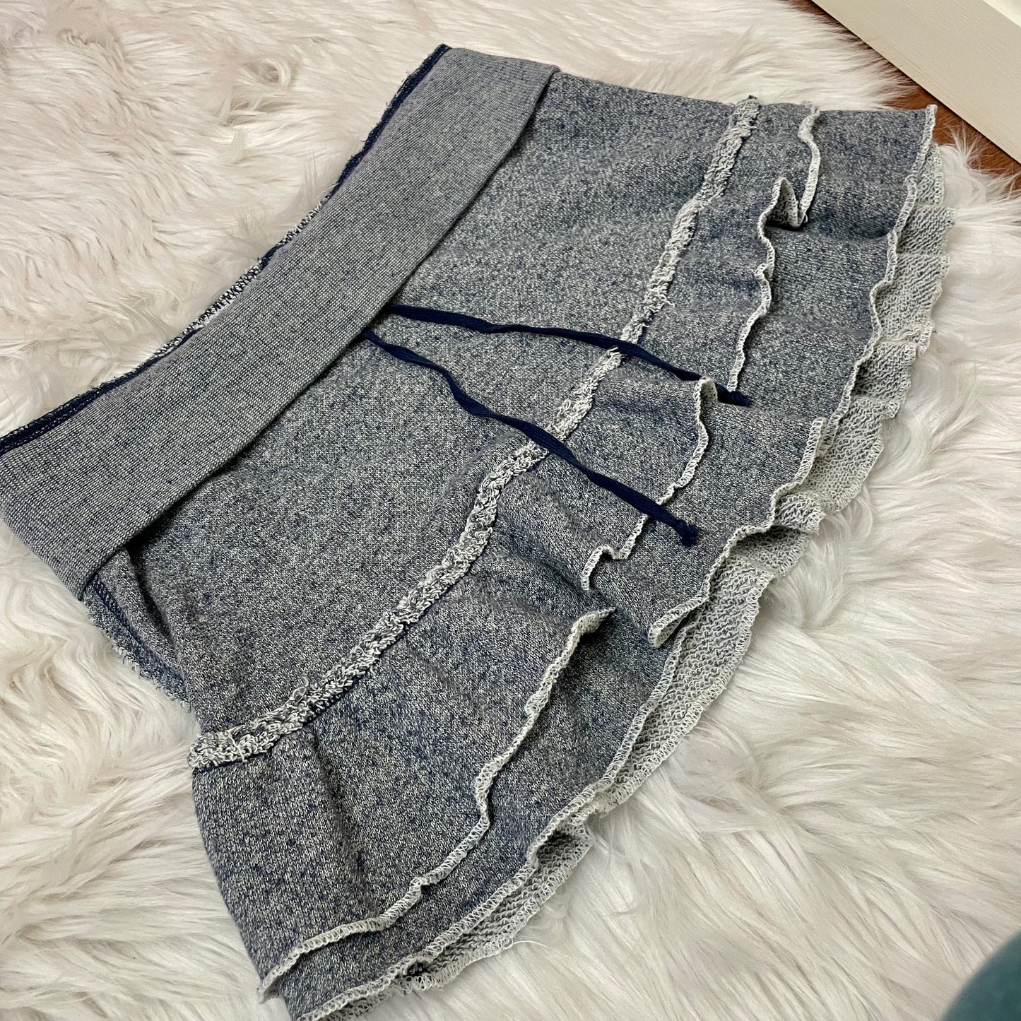 american eagle blue ruffle mini skirt S