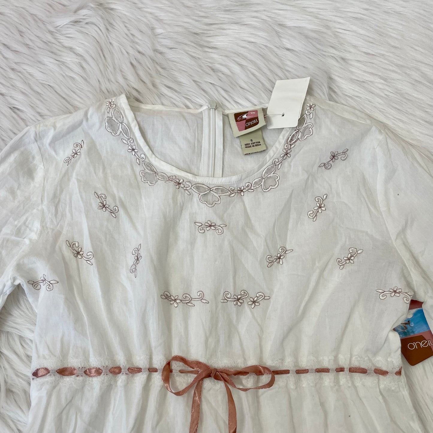 o’neill embroidered babydoll blouse S