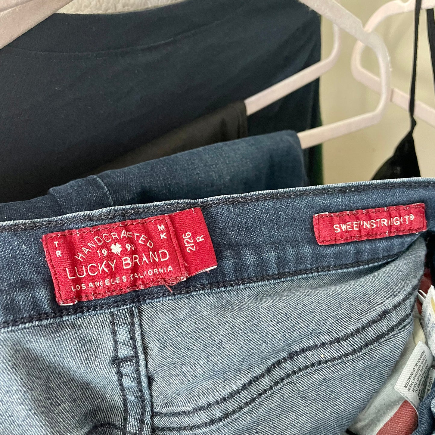 lucky brand straight leg jeans 2