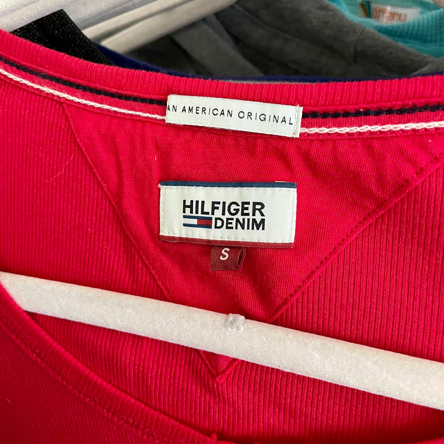 tommy hilfiger red henley top S