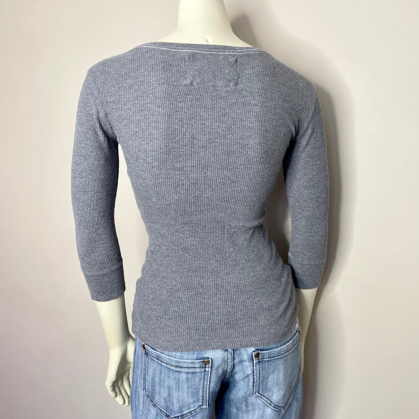 aeropostale gray logo fitted top S