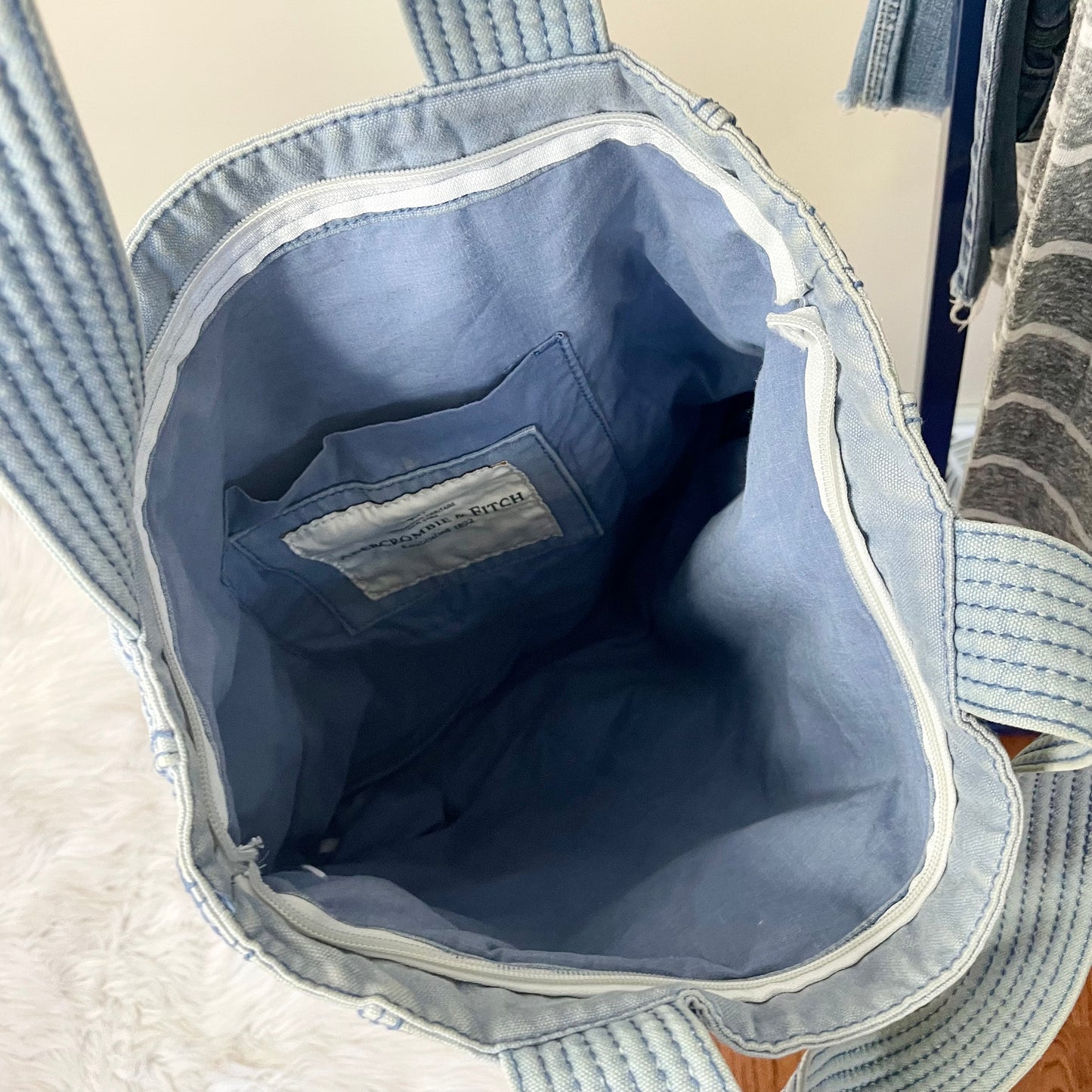 abercrombie blue large tote bag