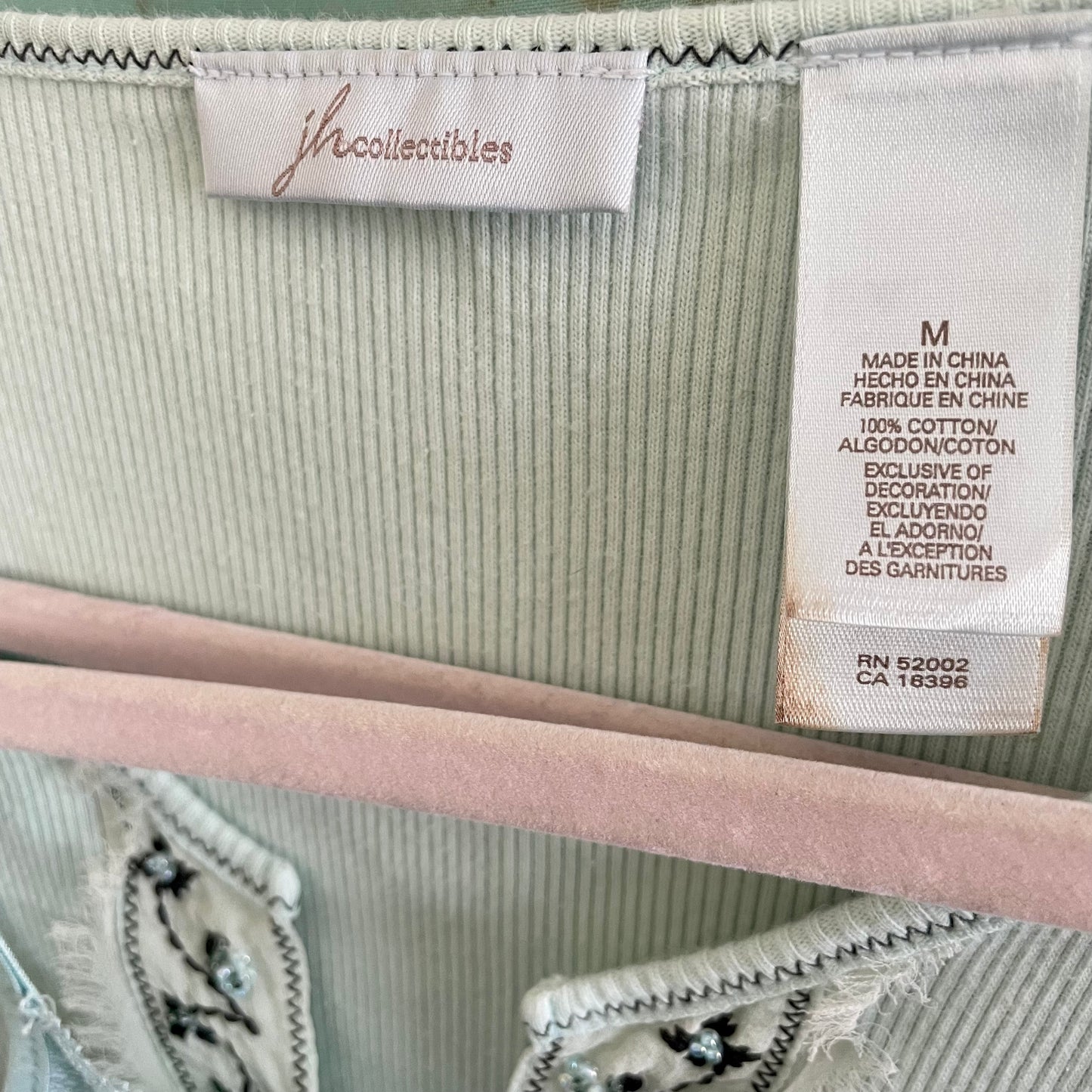 jh collectibles mint embroidered button front top M