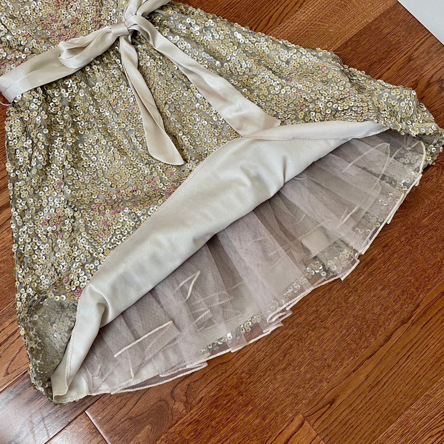 way in gold sequin one shoulder dress 3