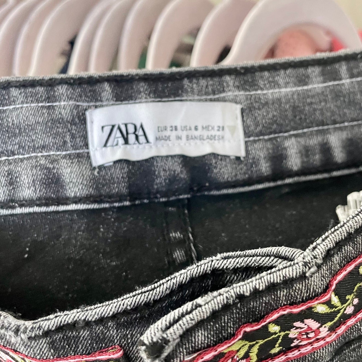 zara gray embroidered flare jeans 6