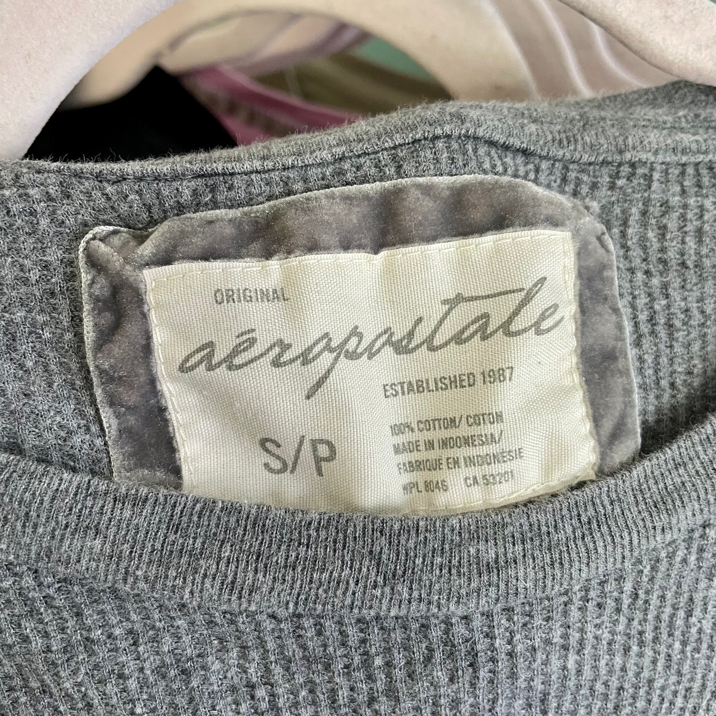 aeropostale gray logo fitted top S