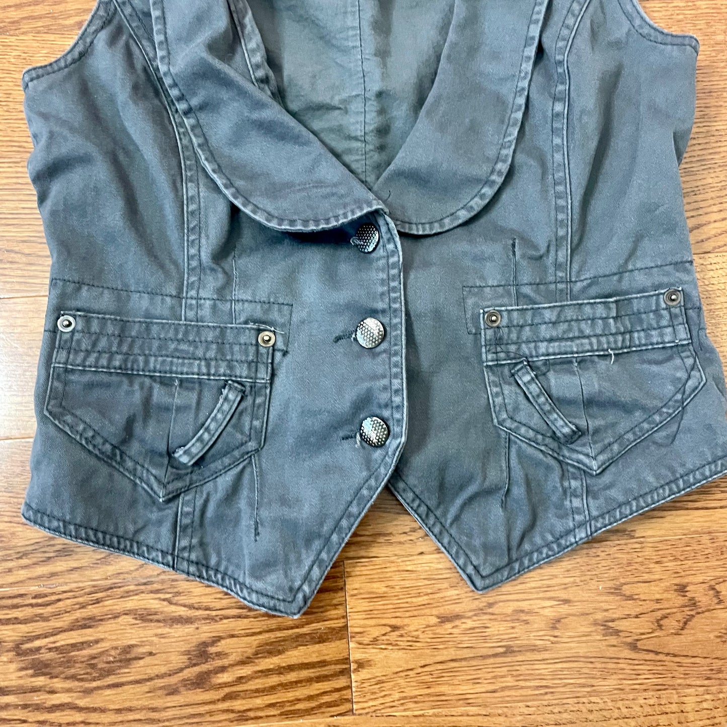 fishbone gray vest M