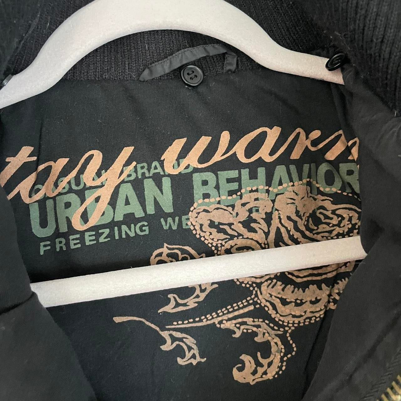 urban behavior black puffer vest