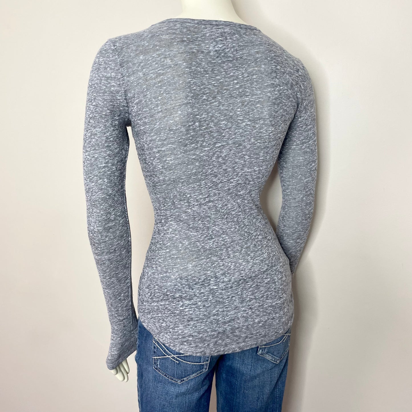 abercrombie gray long sleeve top XS