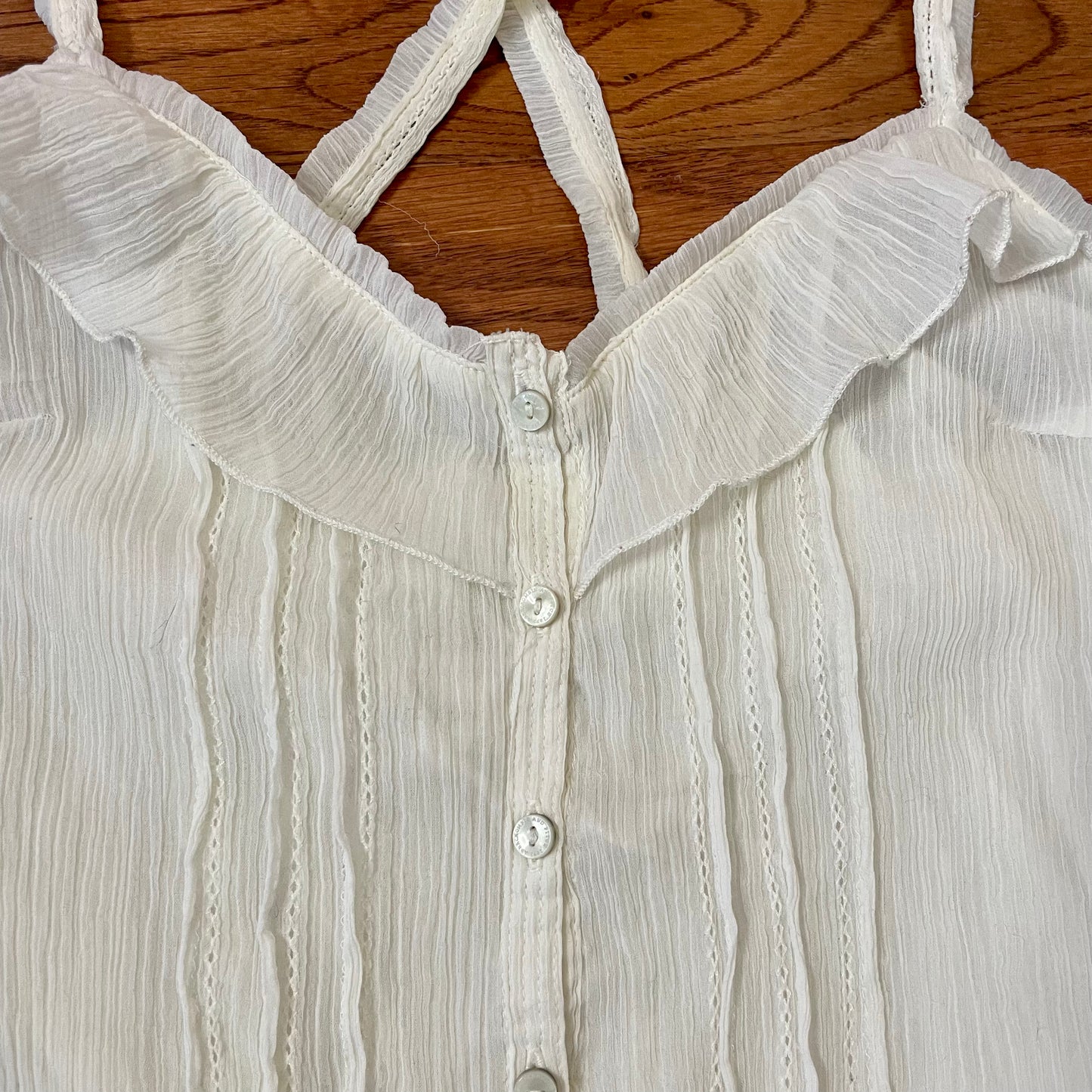 #NEWITEM abercrombie white ruffle cami top M