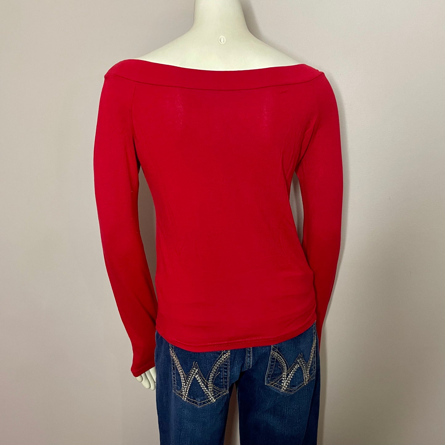 #NEWITEM y2k red off shoulder attitude top M