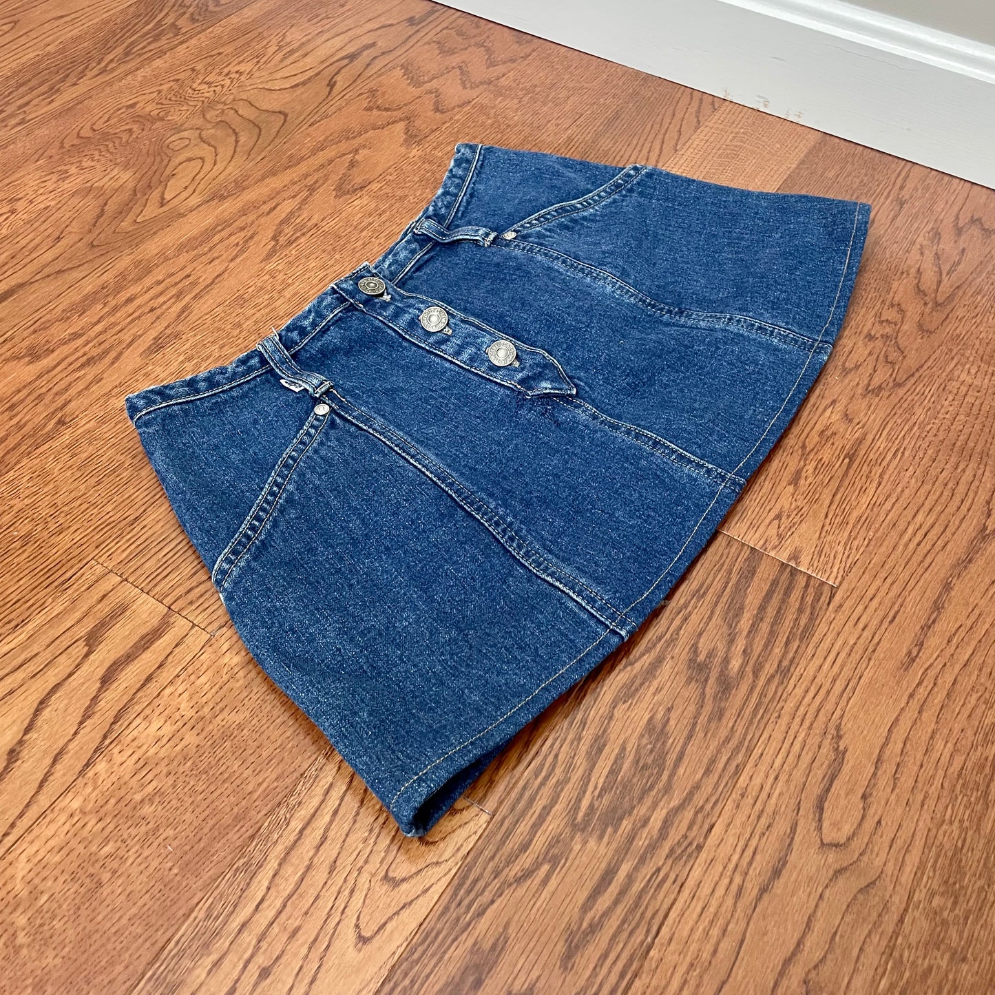 levi’s mini jean skirt 5