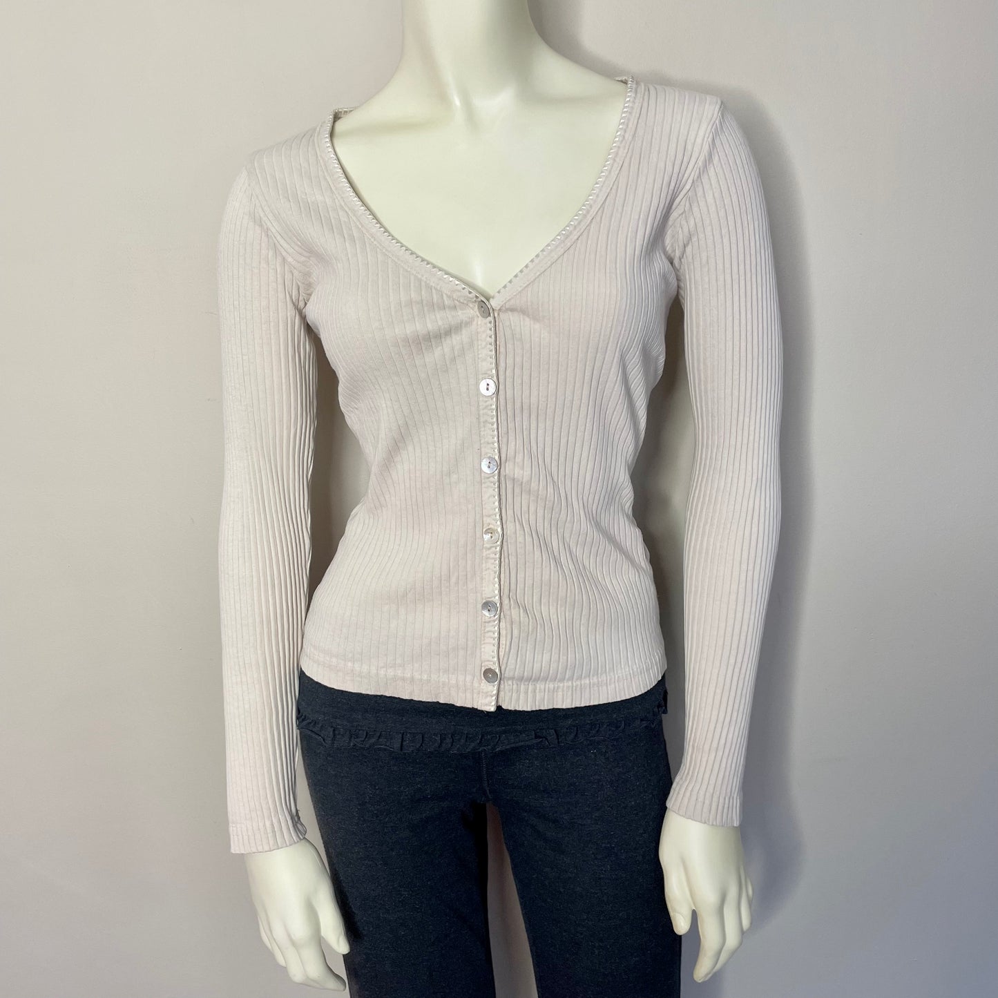 moda international ribbed button top S