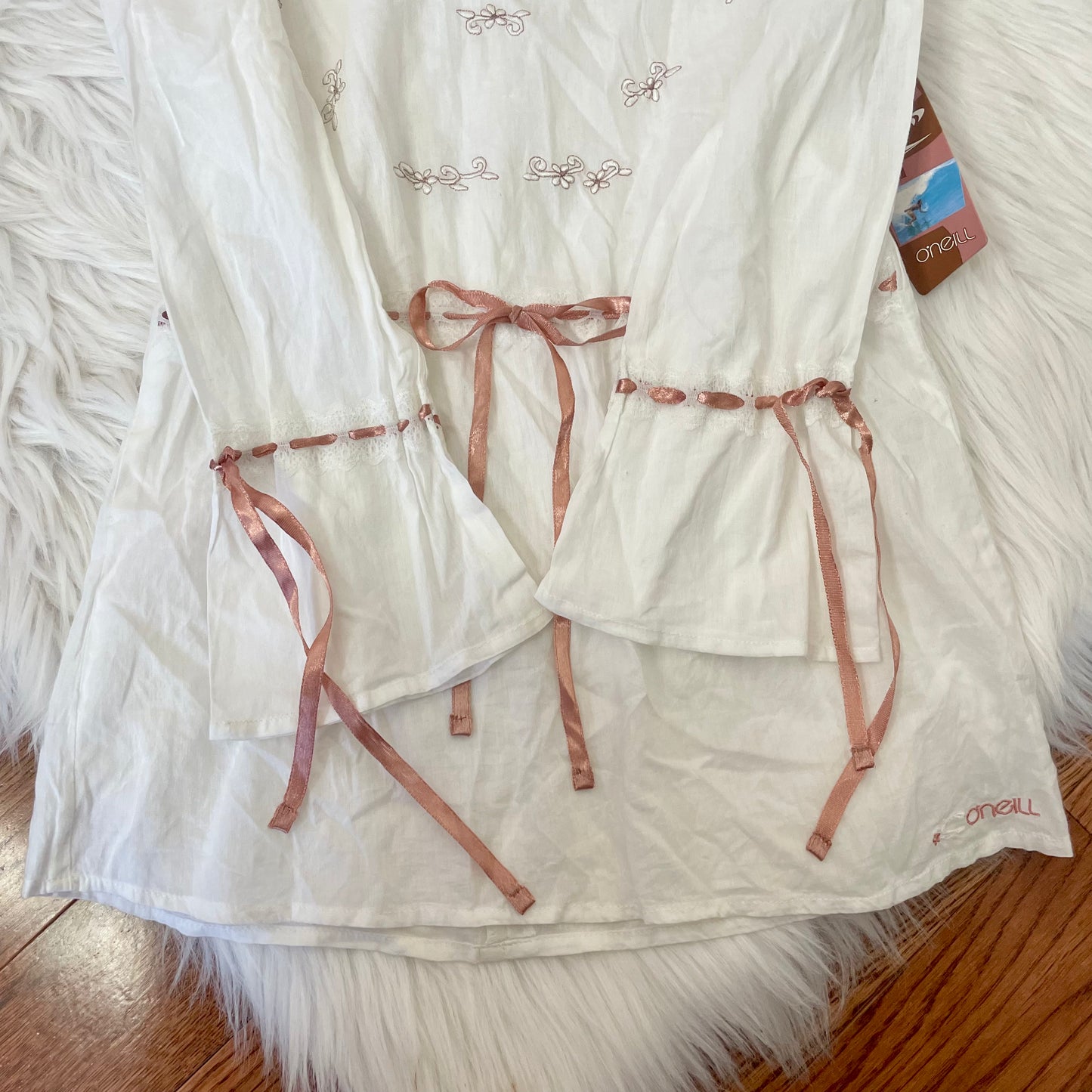 o’neill embroidered babydoll blouse S