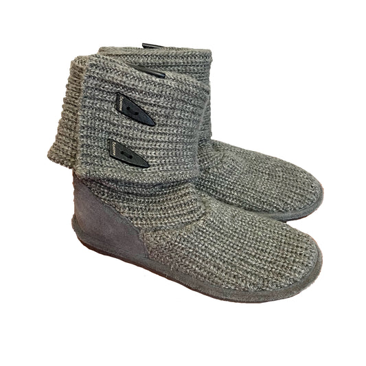 #NEWITEM bearpaw gray knitted winter boots 9