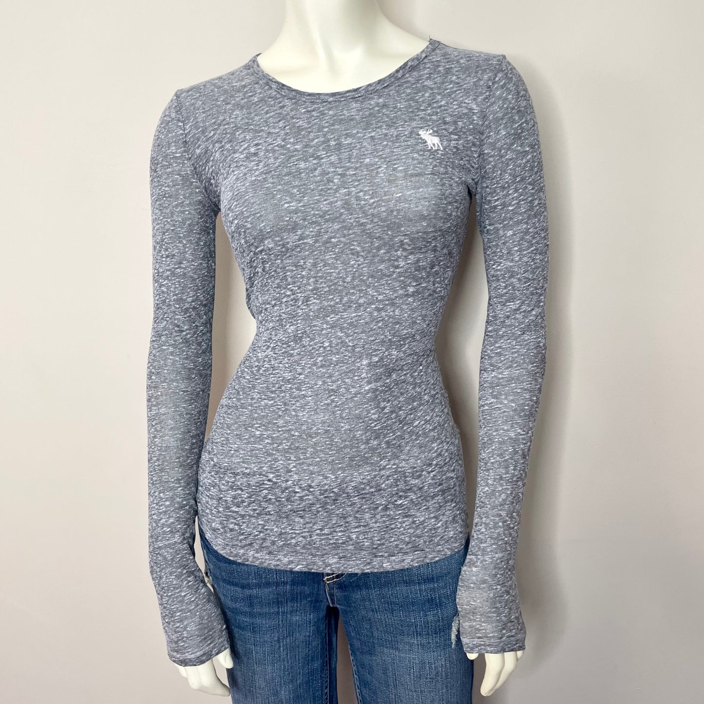 abercrombie gray long sleeve top XS