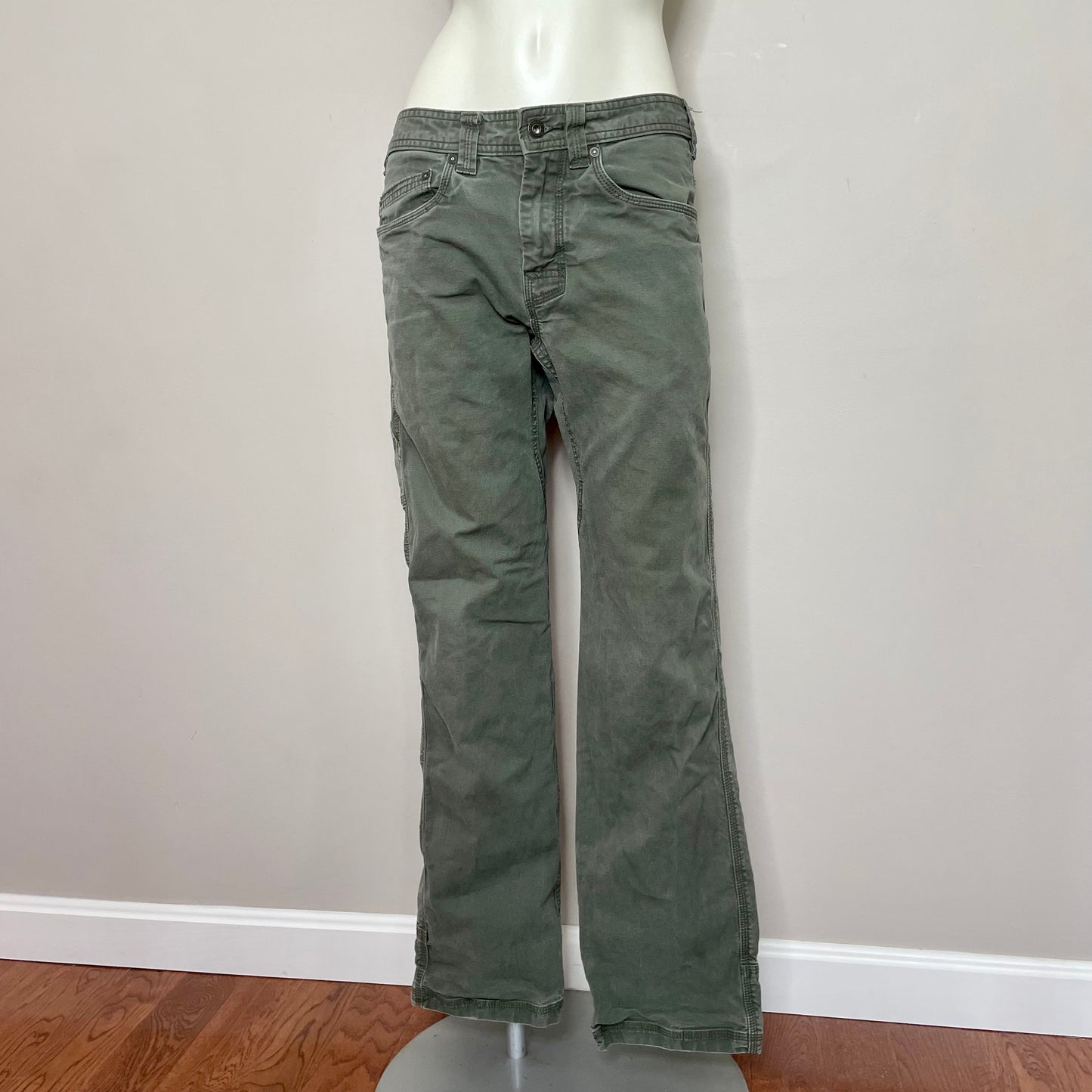 prana army green cargo pants 26