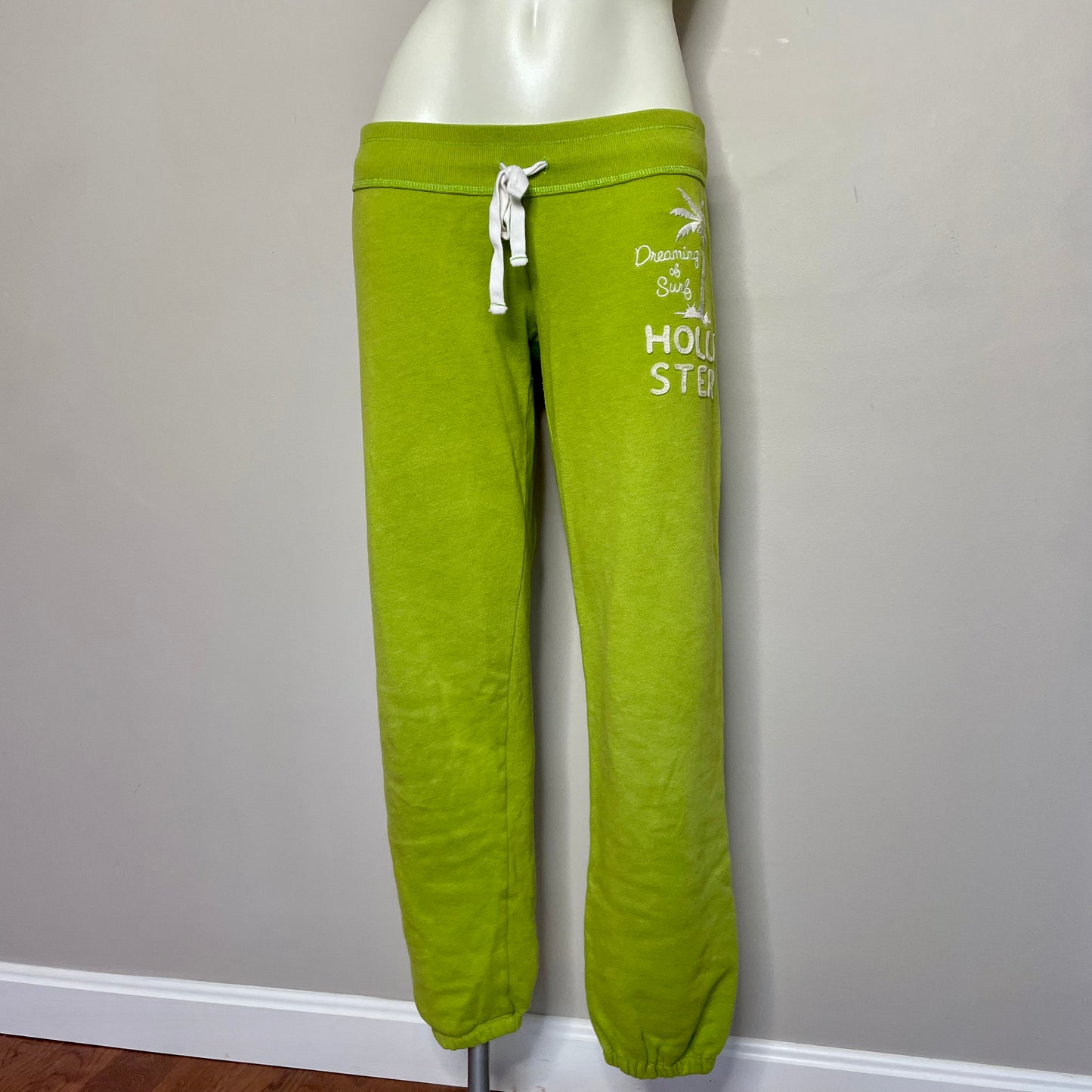 hollister green logo sweatpants S