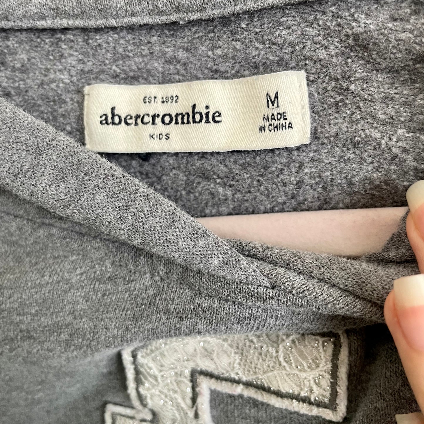 abercrombie gray pull over hoodie XS