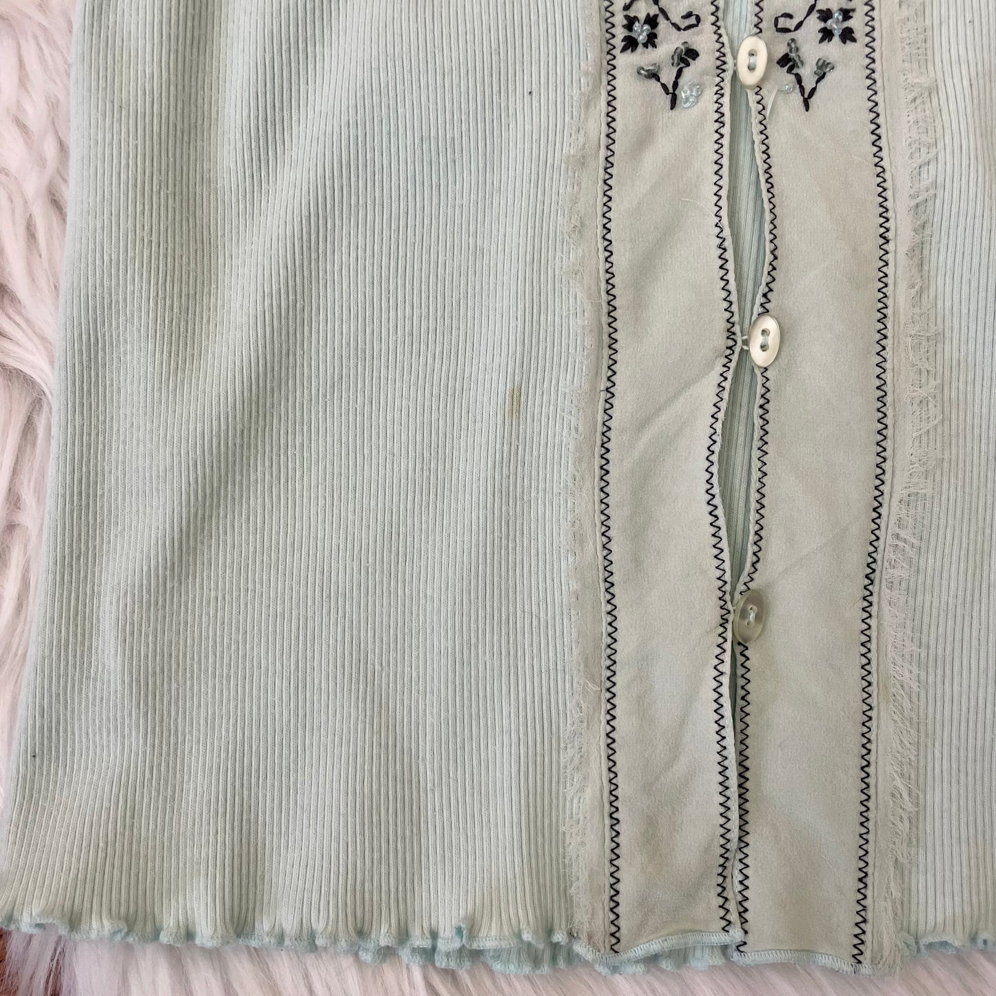 jh collectibles mint embroidered button front top M