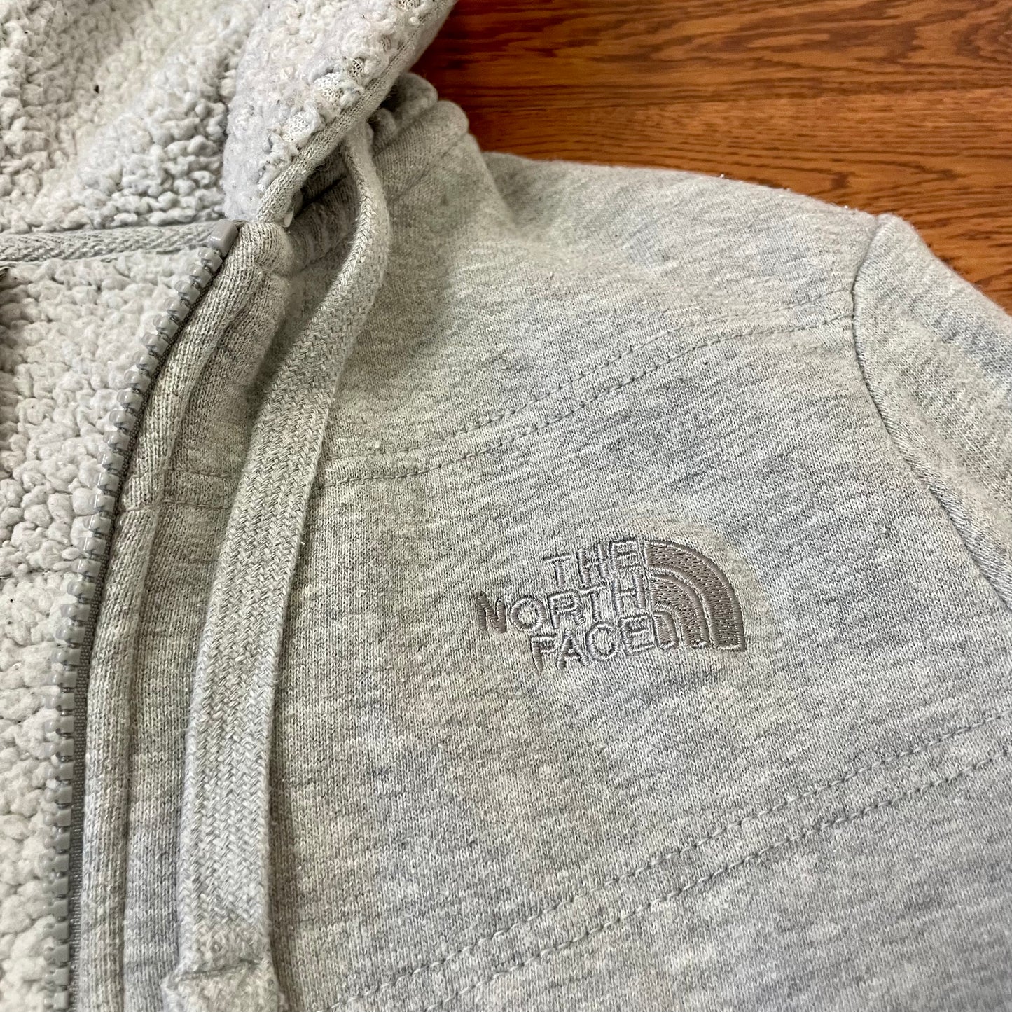 #NEWITEM north face gray sherpa lined hoodie M