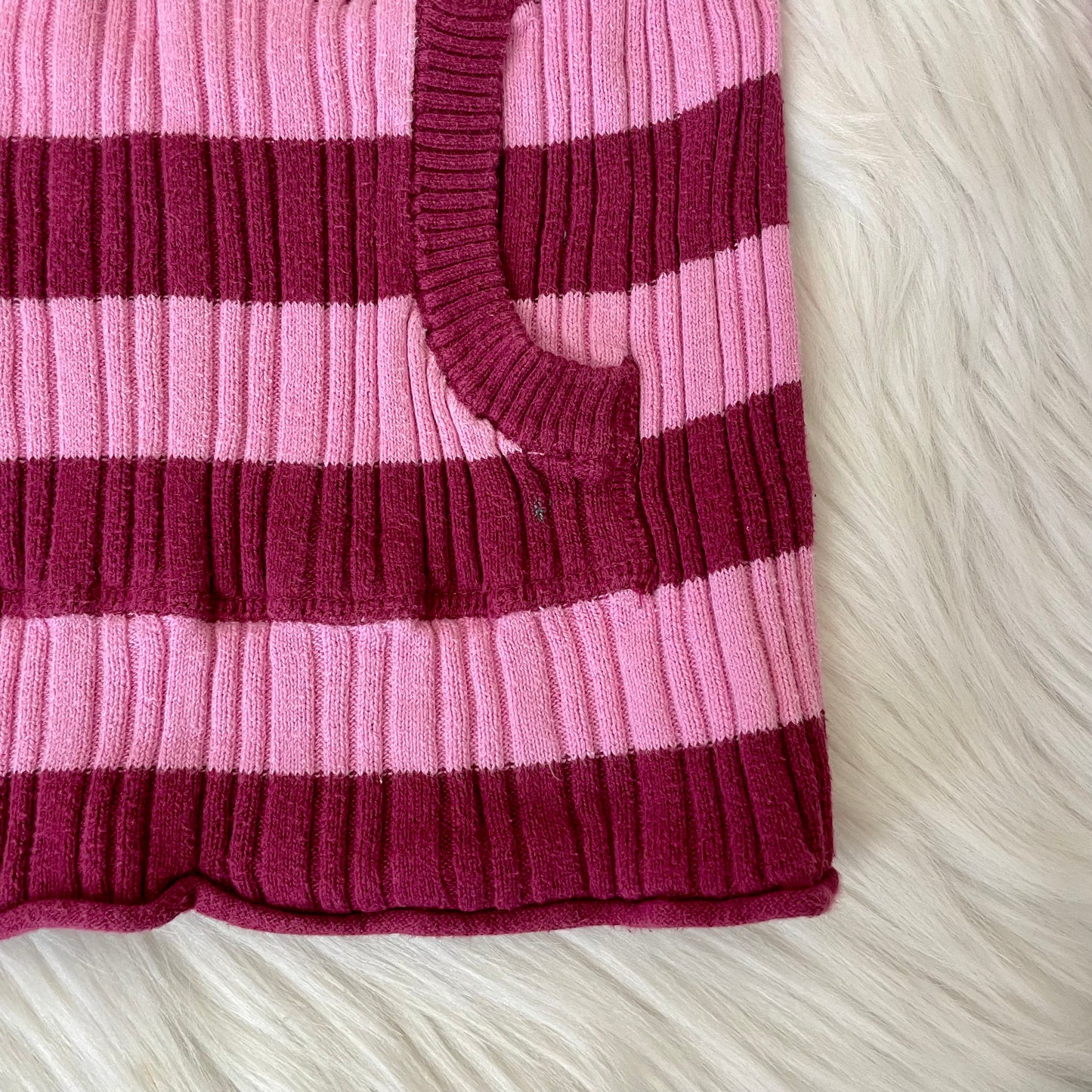 y2k pink striped sweater fits XXS